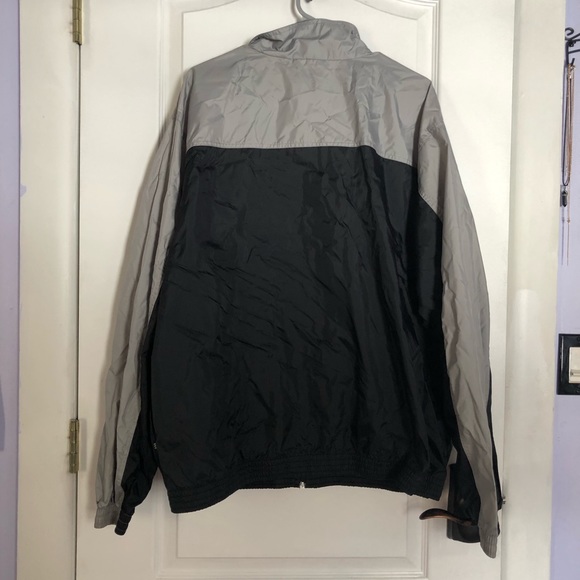 Basic Adidas windbreaker jacket - Picture 6 of 7